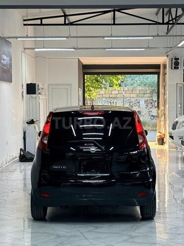 Nissan Note-17