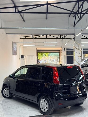 Nissan Note-10