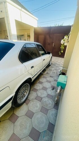 BMW 530-5