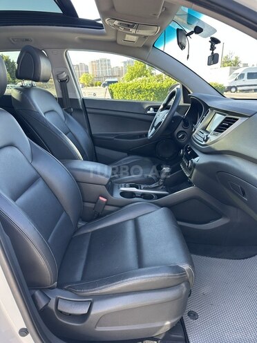 Hyundai Tucson-8