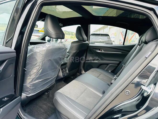 Toyota Camry-7