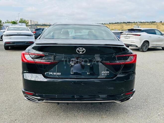 Toyota Camry-6