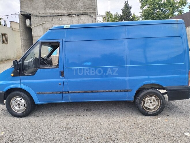 Ford Transit-2