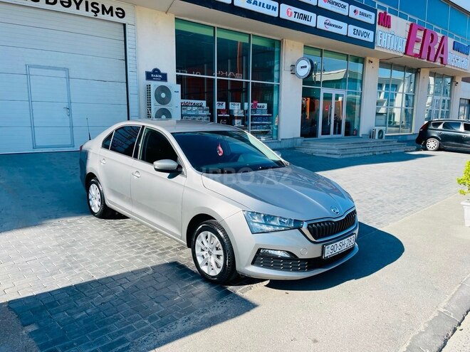 Skoda Rapid-2