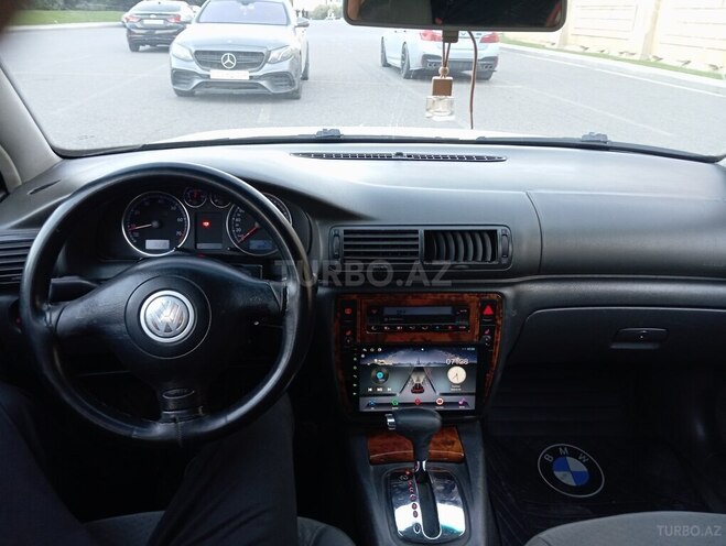 Volkswagen Passat-9