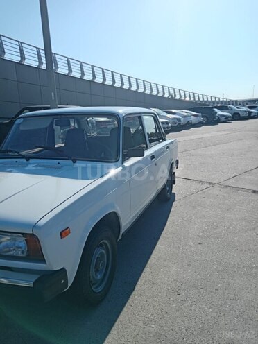LADA (VAZ) 2107-4
