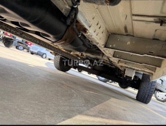 Ford Transit-17