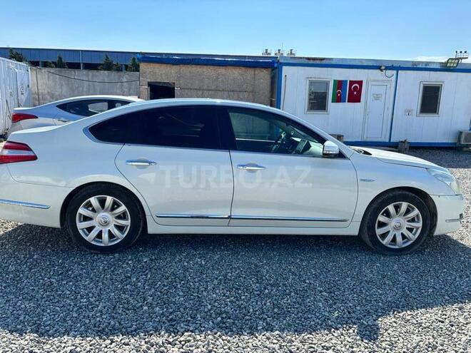 Nissan Teana-4