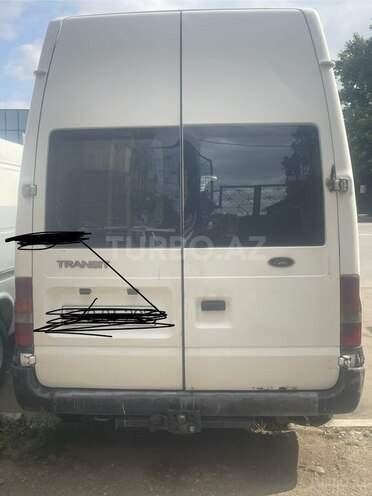 Ford Transit-2
