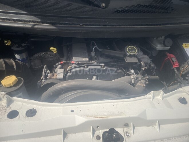 Ford Transit-5