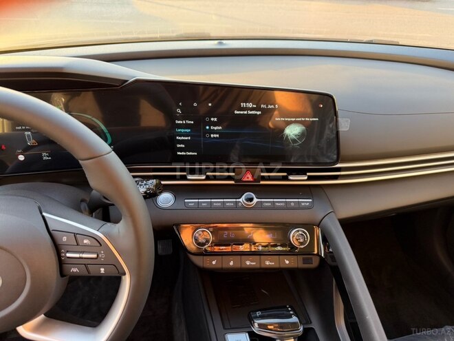 Hyundai Elantra-16