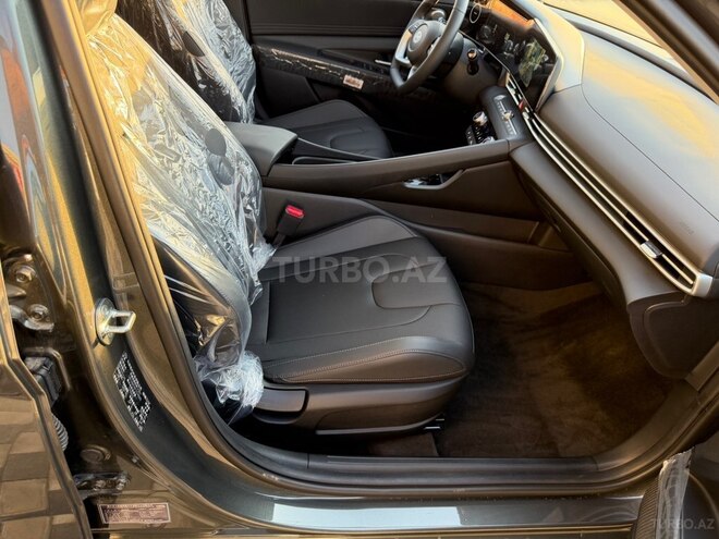 Hyundai Elantra-10