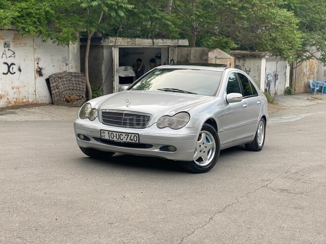 Mercedes C 240-1