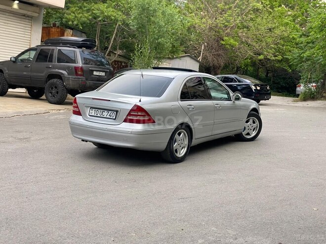 Mercedes C 240-3