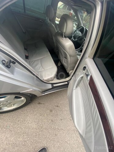 Mercedes C 240-6