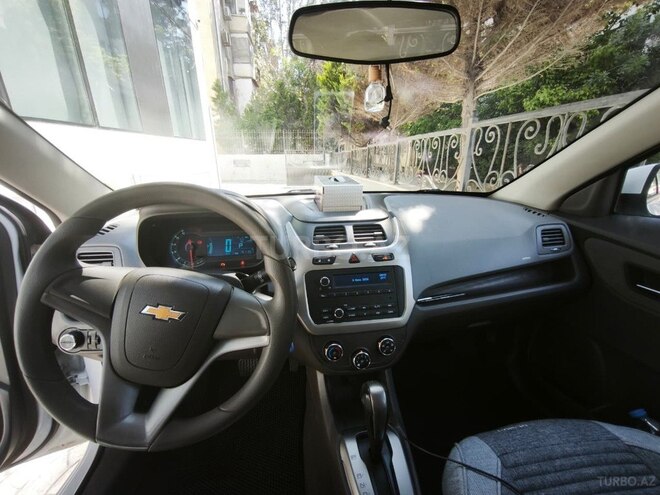 Chevrolet Cobalt-14