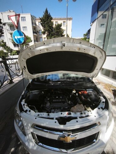 Chevrolet Cobalt-18