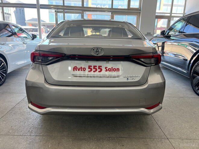 Toyota Corolla-4