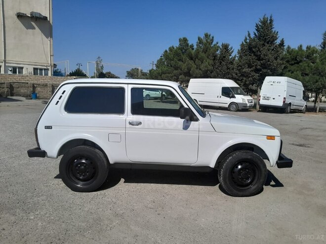 LADA (VAZ) Niva-3