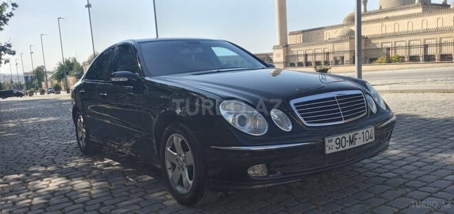 Mercedes E 200-2