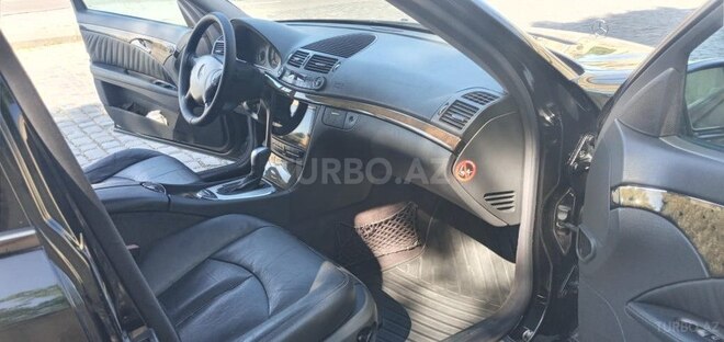 Mercedes E 200-9