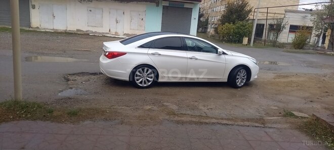 Hyundai Sonata-9