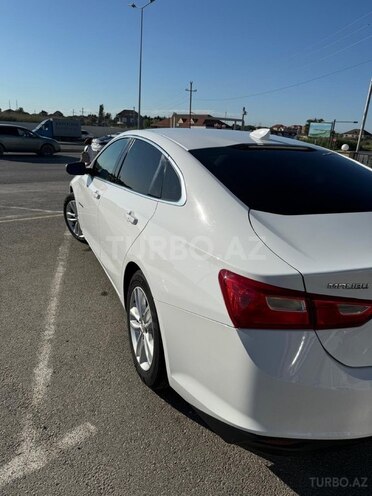 Chevrolet Malibu-5