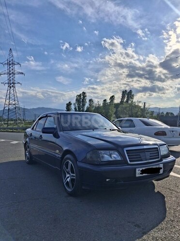 Mercedes C 180-2