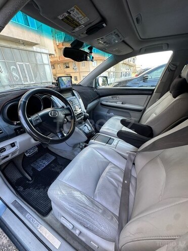 Lexus RX 330-8