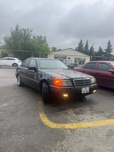 Mercedes C 280-4