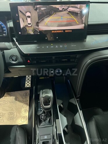 Toyota Camry-9