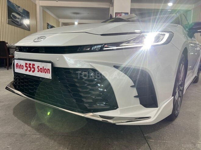 Toyota Camry-3