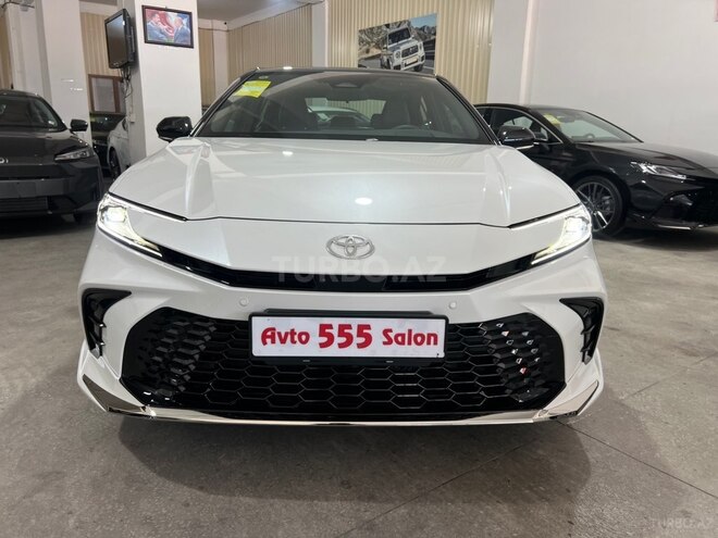 Toyota Camry-1