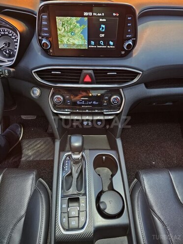 Hyundai Santa Fe-15