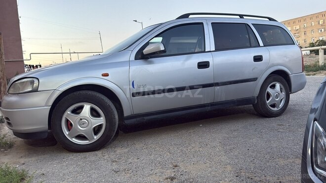 Opel Astra-2
