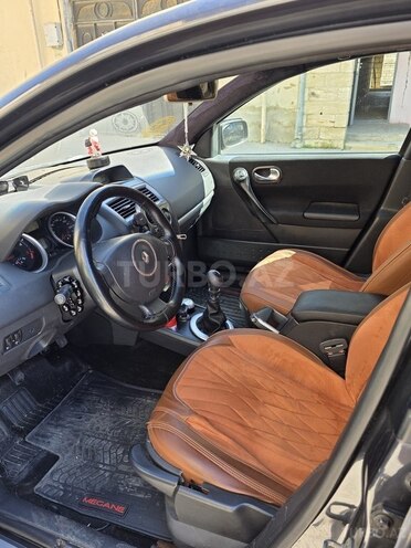 Renault Megane-8