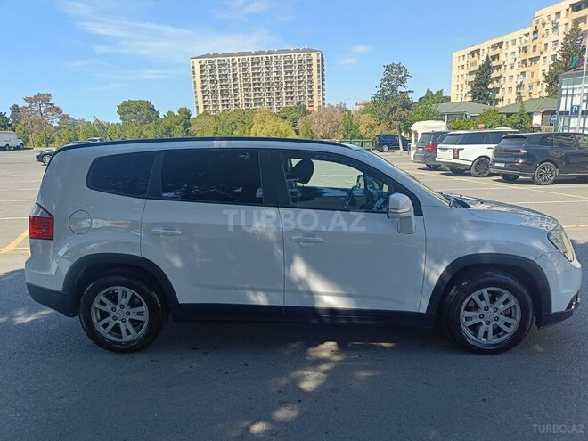 Chevrolet Orlando-7