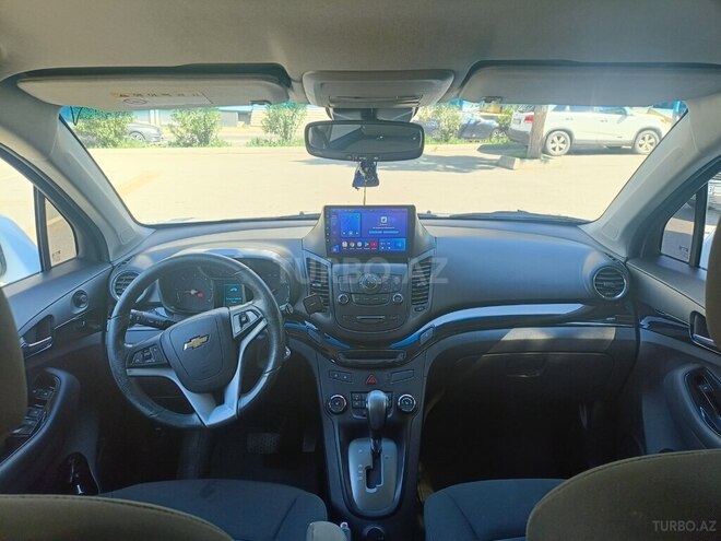 Chevrolet Orlando-3