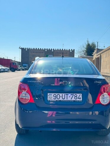 Chevrolet Aveo-4