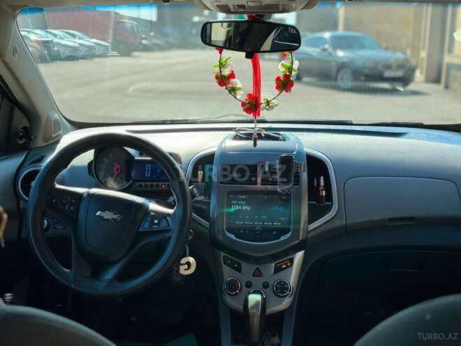 Chevrolet Aveo-6