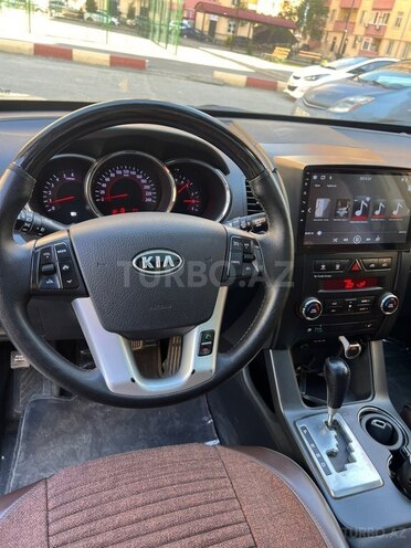 Kia Sorento-8