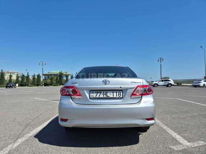 Toyota Corolla-2