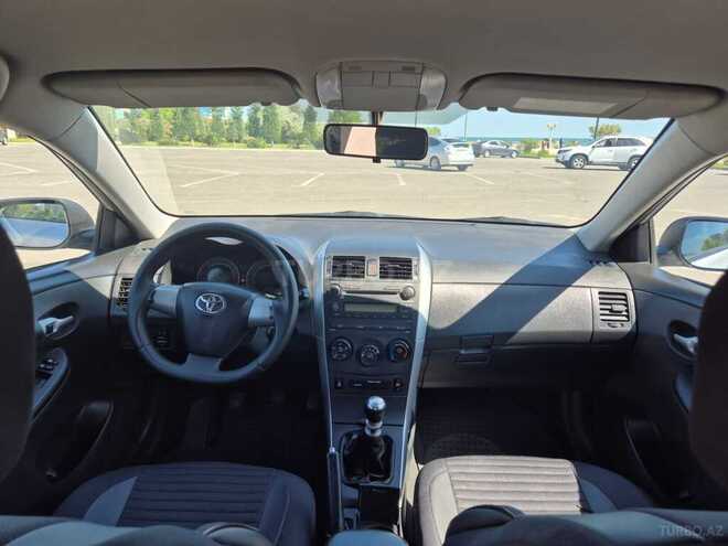 Toyota Corolla-3