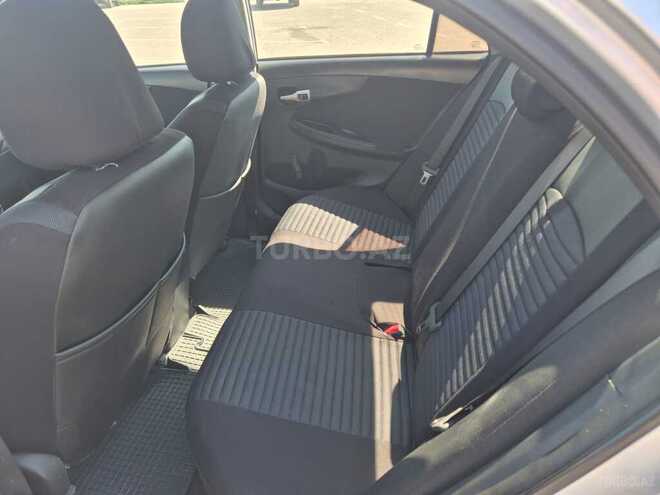 Toyota Corolla-6