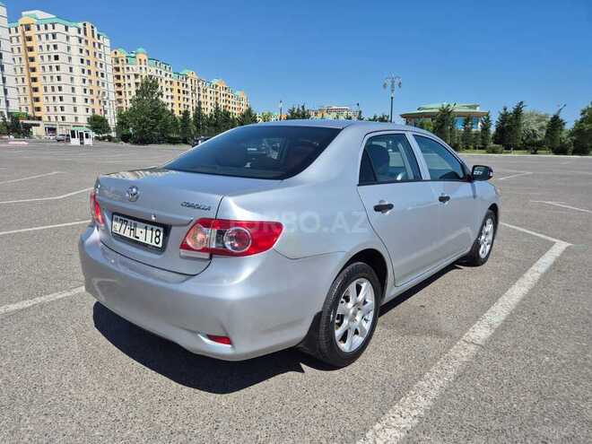 Toyota Corolla-8