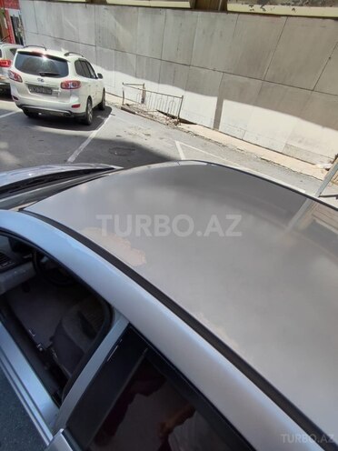 Hyundai Accent-14
