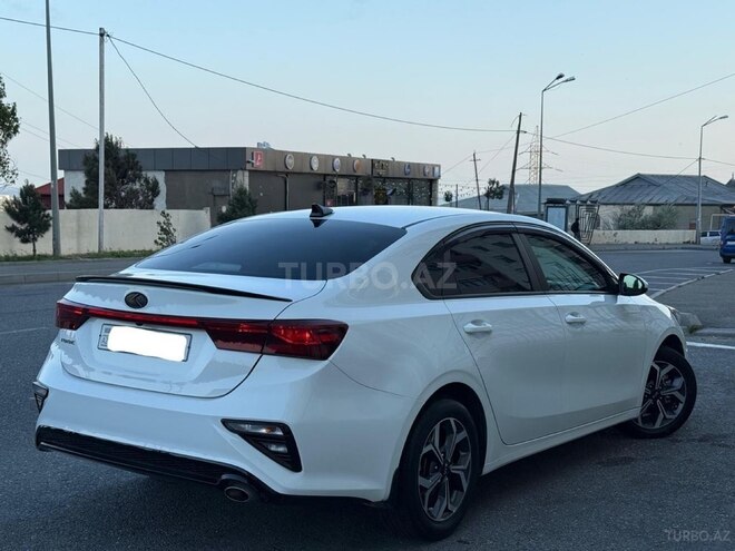Kia Forte-10