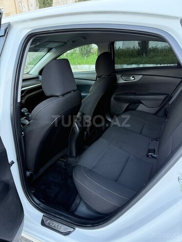 Kia Forte-15