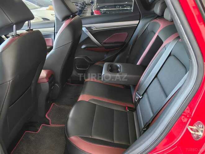 Geely Coolray-17