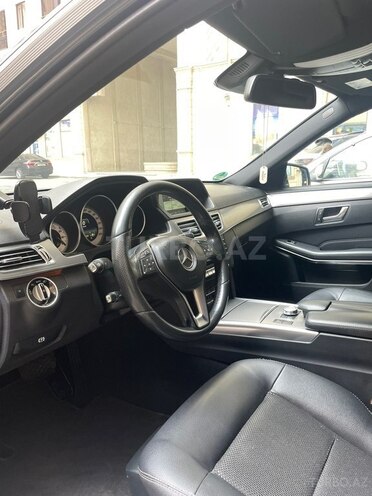 Mercedes E 220-14